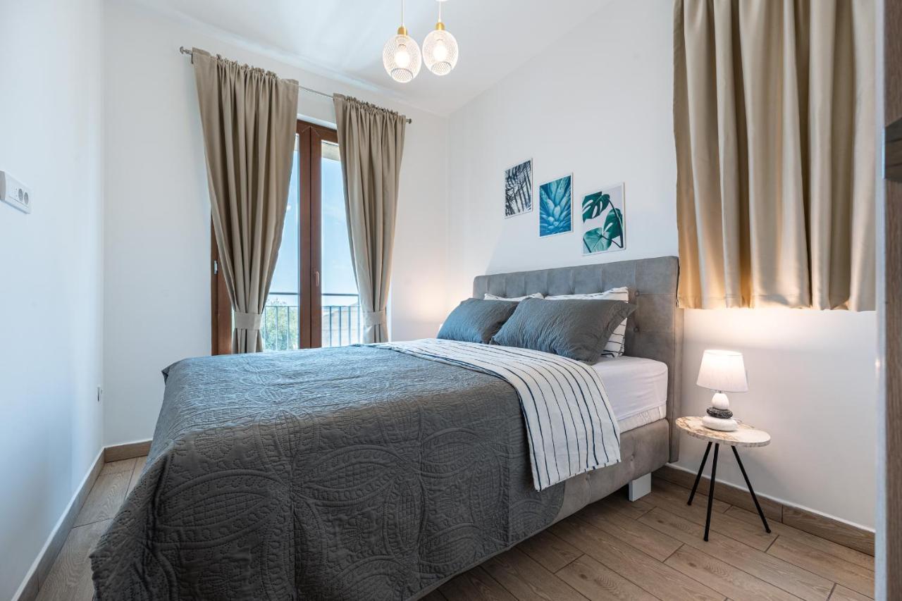 Niki Apartments Przno Sveti Stefan Eksteriør billede
