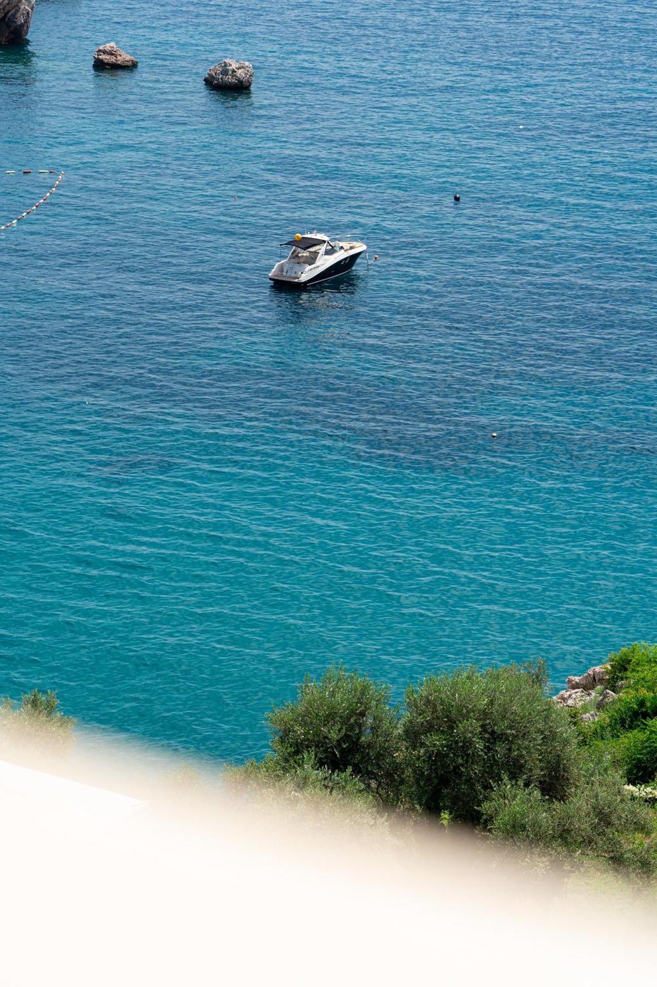 Niki Apartments Przno Sveti Stefan Eksteriør billede